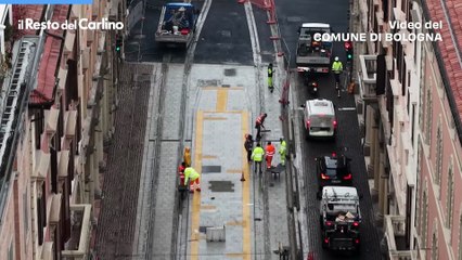 Città 30 a Bologna bocciata dal Tar, accolto il ricorso dei taxi e annullato il limite. “Non andava esteso a tutte le strade”