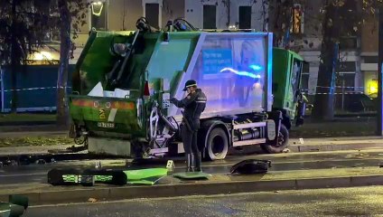 Incidente in corso Sempione: un morto e due feriti. Coinvolte due auto e un camioncino Amsa