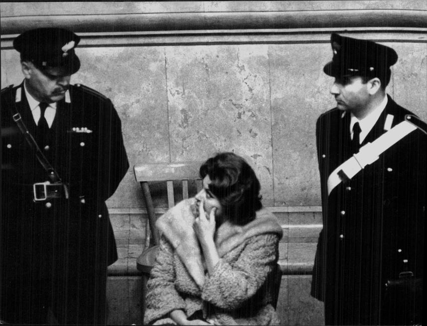 Caso Bebawi, il delitto della Dolce Vita. Farouk il playboy, i coniugi armati di vetriolo, il processo-capolavoro (io accuso te, tu me: assolti)
