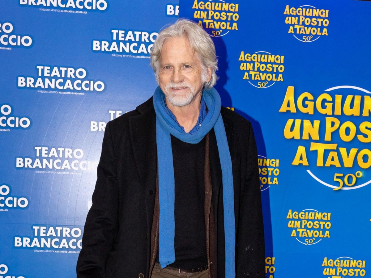 Giulio Scarpati: gli inizi, il successo con «Un medico in famiglia», chi è la moglie regista, 6 segreti