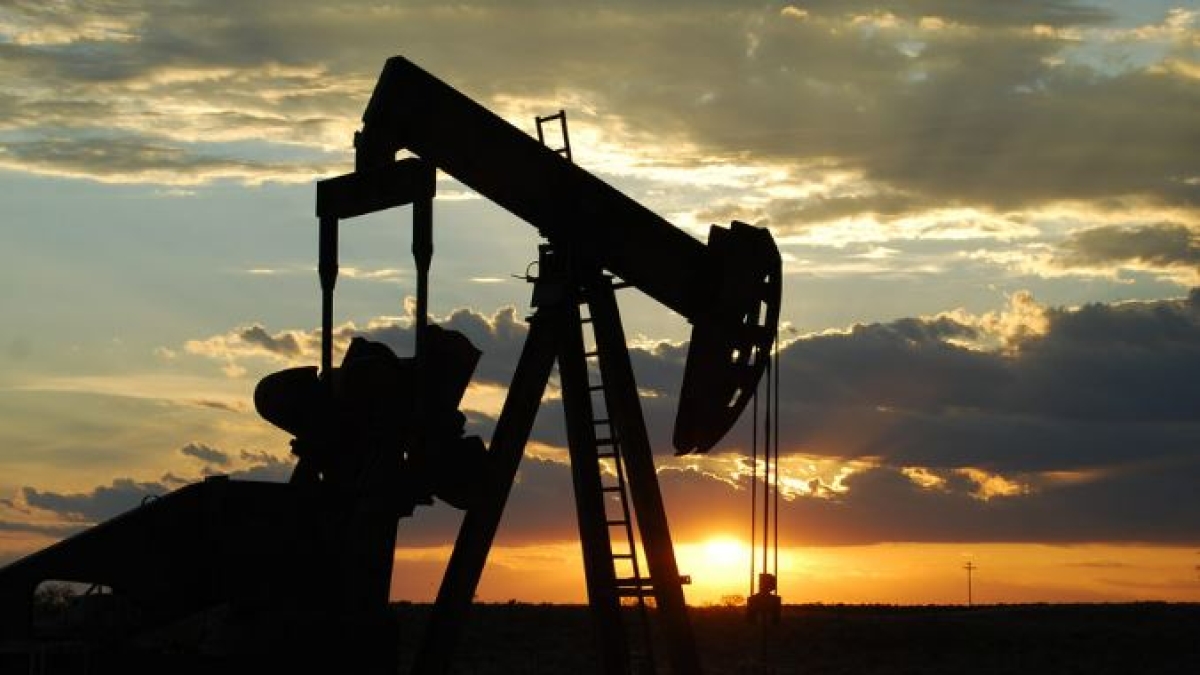 Trump e la scommessa sul dominio energetico Usa: le conseguenze sul petrolio dell’attacco a Teheran (e perché Putin tira il fiato)