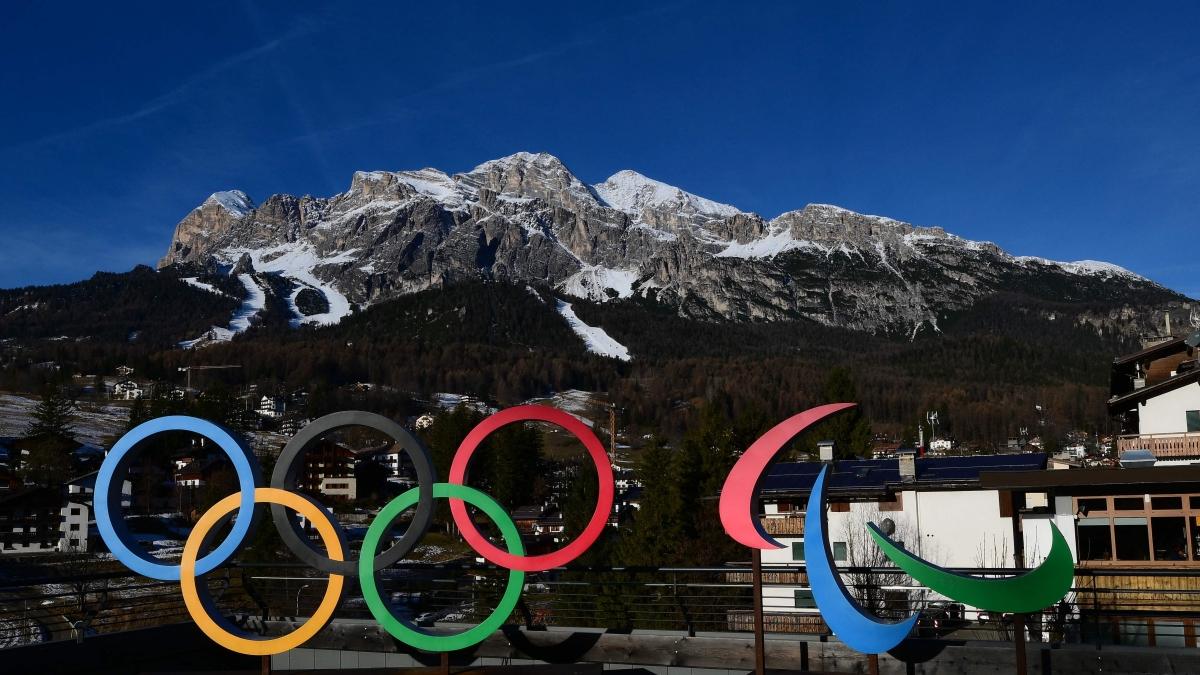 La guida completa alle Olimpiadi Milano Cortina 2026: chi sono i portabandiera, quali sono le discipline e dove vedere le gare in tv. Tutto quello che c'è da sapere