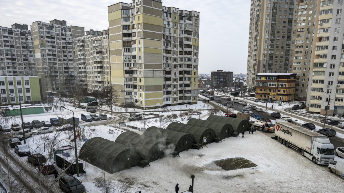 «Panelki» e riscaldamento centralizzato, così Putin sta sfruttando l'edilizia sovietica per congelare gli ucraini
