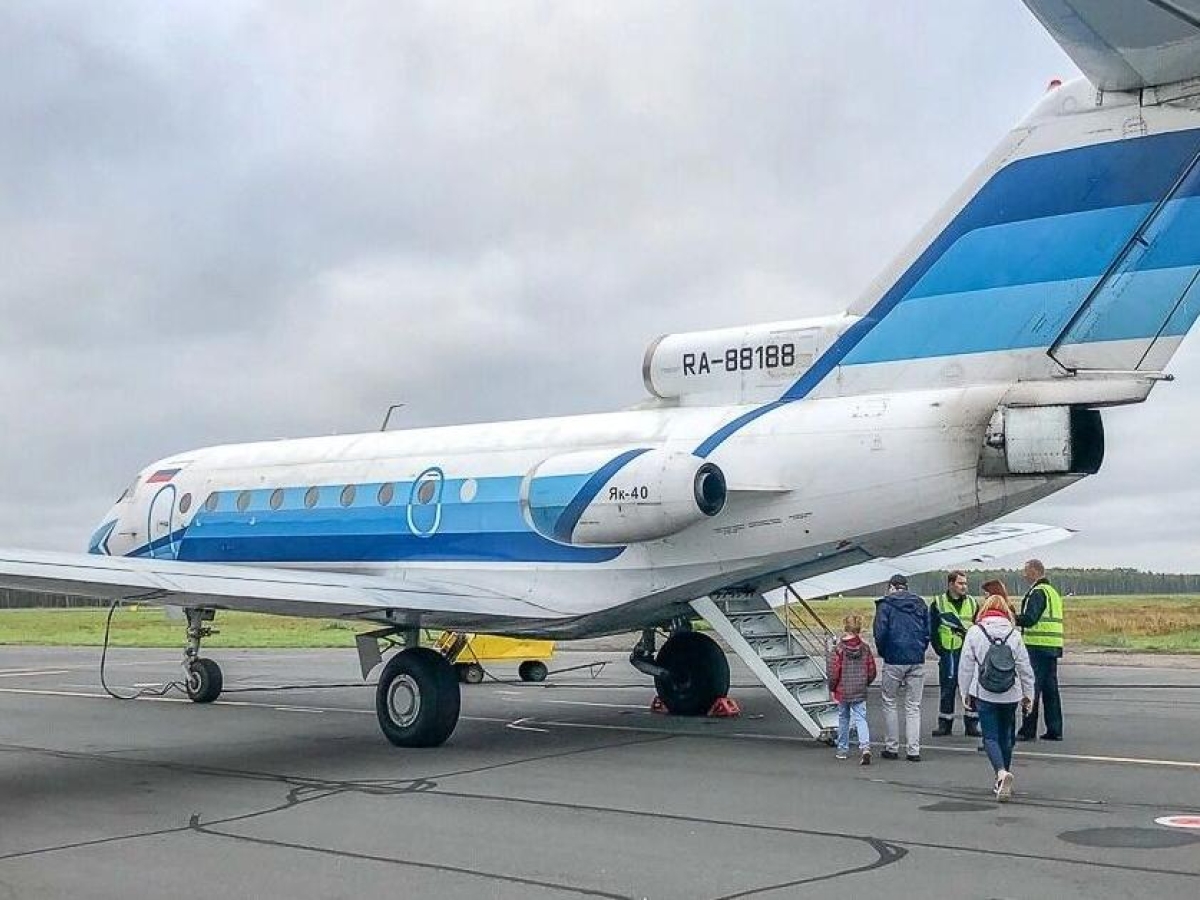 Aerei vecchi, pezzi mancanti, sistemi fuori uso: la crisi dell’aviazione civile russa. Che ora riesuma i Tupolev