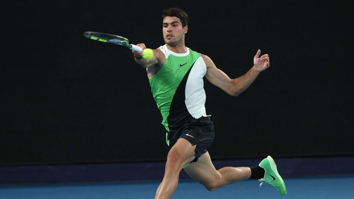 Alcaraz-Djokovic, finale degli Australian Open in diretta: inizio gara equilibrato Live 1-2 - Corriere della Sera