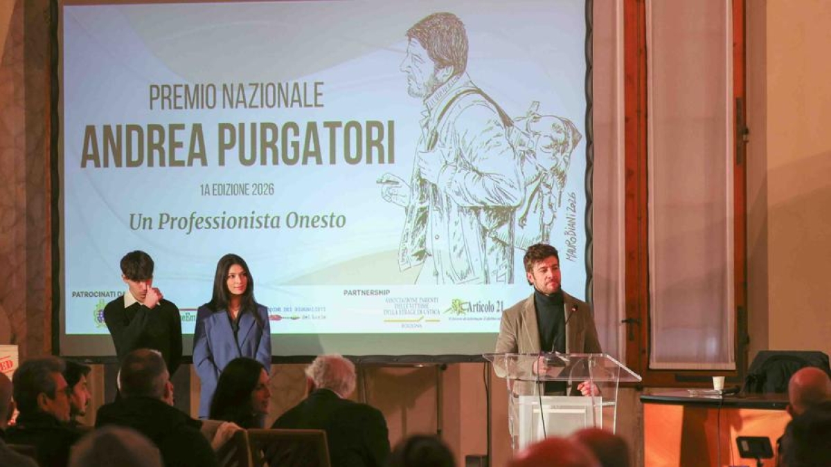 Bologna omaggia Purgatori. Il figlio Edoardo: «Avanti con la sua battaglia alla ricerca della verità»