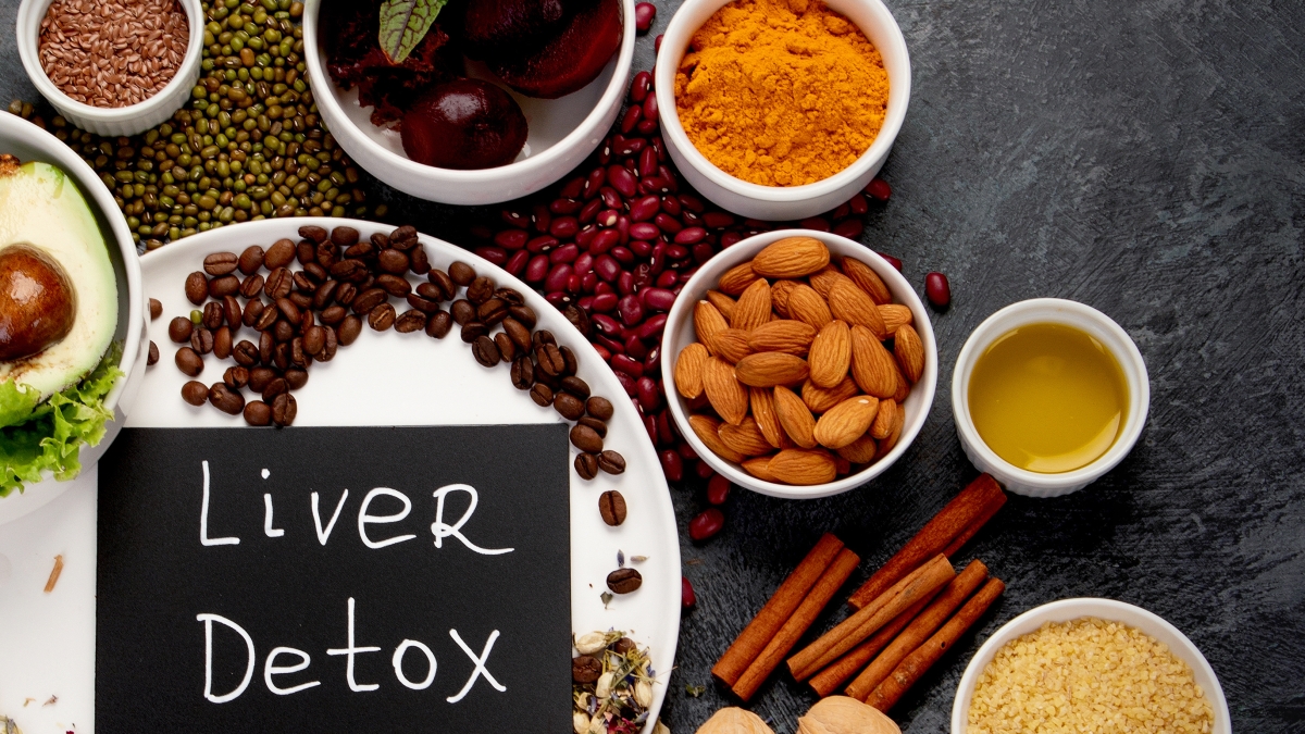 Detox: i prodotti per «resettare» il fegato non servono. Cosa fare (invece) dopo aver esagerato