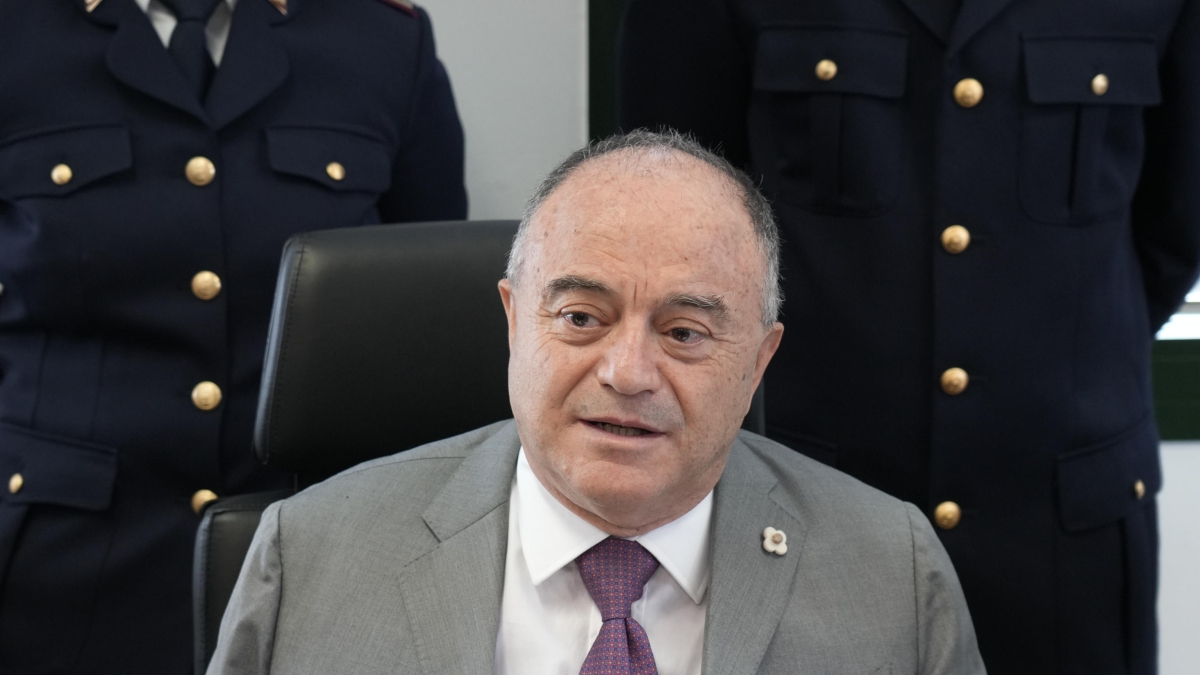 Referendum, Gratteri: «Per il Sì voteranno indagati, imputati e massoneria deviata». La Russa: «Basito». Mulè (FI): «Arrestateci tutti». Calenda: «Parole gravissime»
