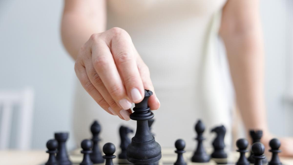 Linfomi non Hodgkin, la nuova campagna di sensibilizzazione: se vivere con il tumore è come giocare una partita a scacchi