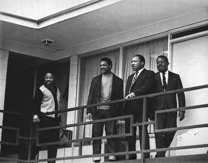 Morto Jesse Jackson, il reverendo icona dei diritti civili: aveva 84 anni