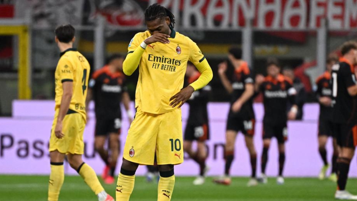 Milan-Como 1-1, Leao salva i rossoneri che però perdono terreno dall'Inter: Allegri a -7