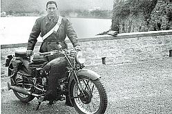 Il carabiniere Luigi Bonelli: «A 102 anni amo prendere il sole. Per dare la caccia ai latitanti camminavo 60 chilometri al giorno»