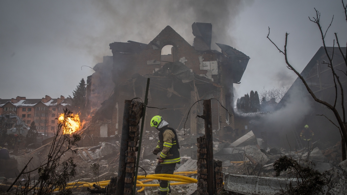 Ucraina, storia di 4 anni di guerra: il fallito blitz di Putin, la resistenza, la controffensiva, i massacri. «Mosca ha perso 1,3 milioni di uomini»