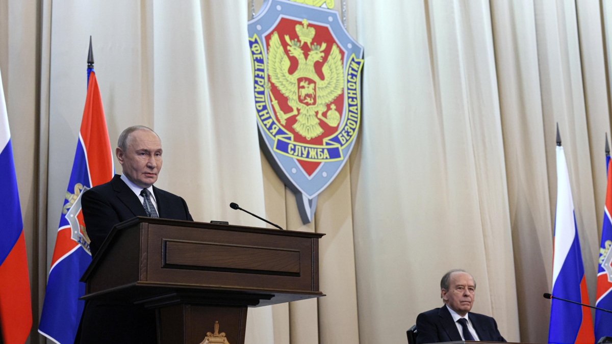 Russia in emergenza, il fondo sovrano in esaurimento (ma Putin tira dritto). L'ombra di un nuovo reclutamento