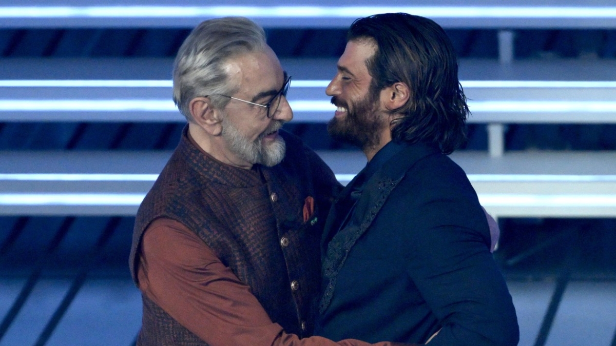 Sanremo 2026, la prima serata in diretta | All'1.30, i primi 5 classificati (secondo la sala stampa) in ordine casuale: Arisa, Fulminacci, Serena Brancale, Ditonellapiaga, Fedez e Masini. Mercoledì entra in gioco il televoto