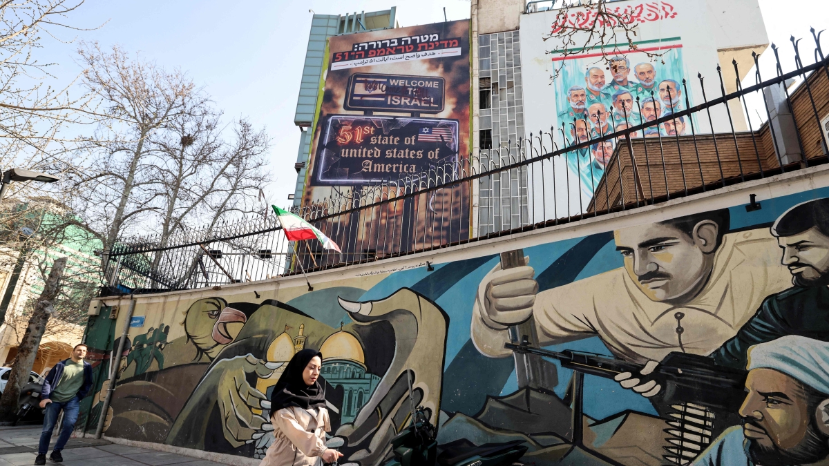 Iran, le ultime notizie in diretta | Witkoff a Ginevra per incontro Usa-Iran. Trump: «Teheran ha già missili in grado di colpire l'Europa e presto potrà raggiungere noi». La replica: «Bugie»