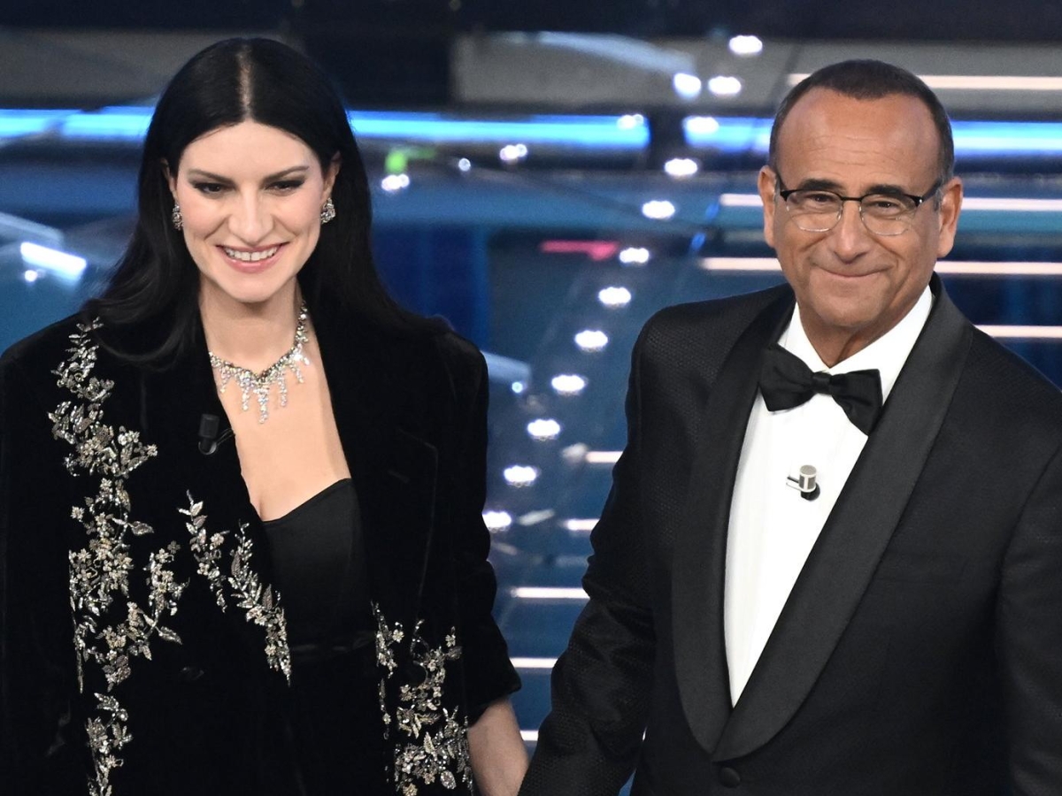 Festival, perché non sta funzionando: il format di Conti è impiegatizio, Pausini è a disagio. E «fenomeni» non ce ne sono