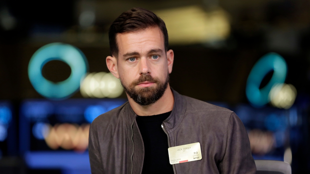 Il fondatore di Twitter Dorsey licenzia il 40% dei dipendenti della sua nuova azienda Block: «L’AI ha cambiato il nostro modo di lavorare»
