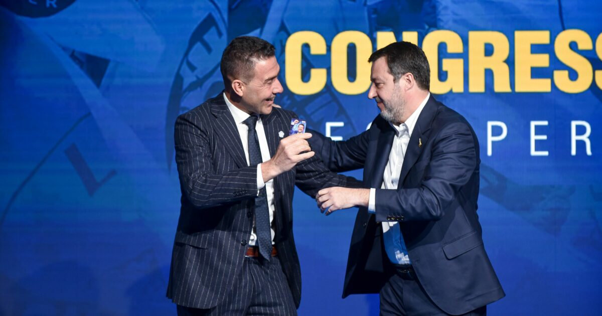 "Roberto Vannacci lascia la Lega": atteso l'annuncio al consiglio federale | Il Fatto Quotidiano