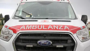Muore davanti agli occhi del nipote: malore in auto, disperati soccorsi in paese