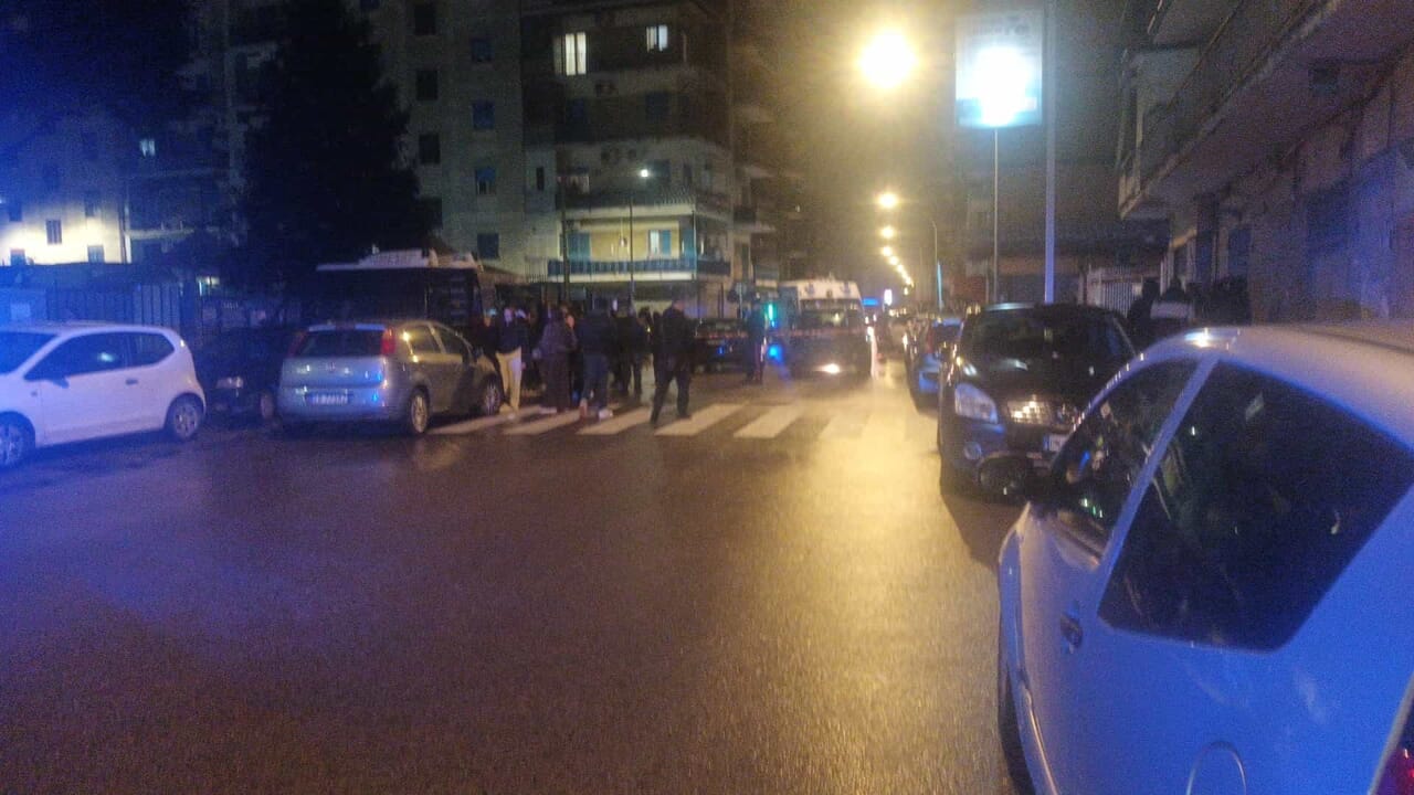 Agguato ad ora di cena, un morto e un ferito - chi è la vittima