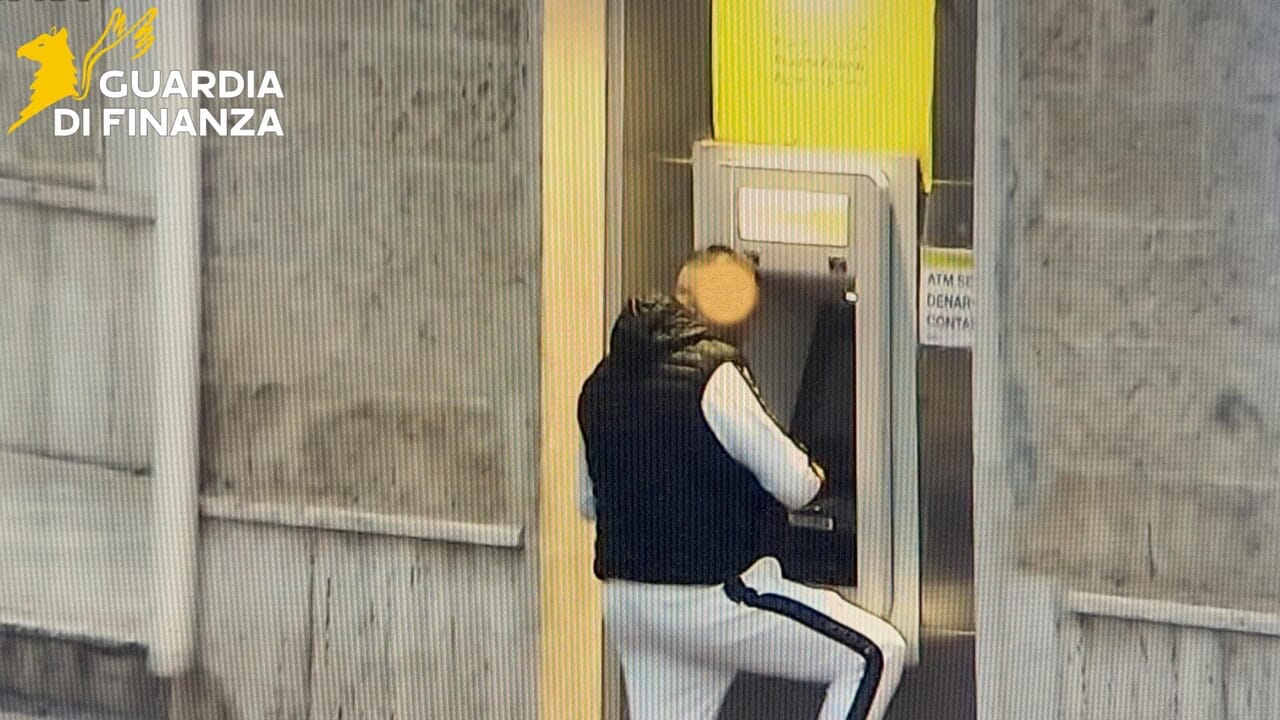 così 59 famiglie 'fantasma' incassavano assegni unici