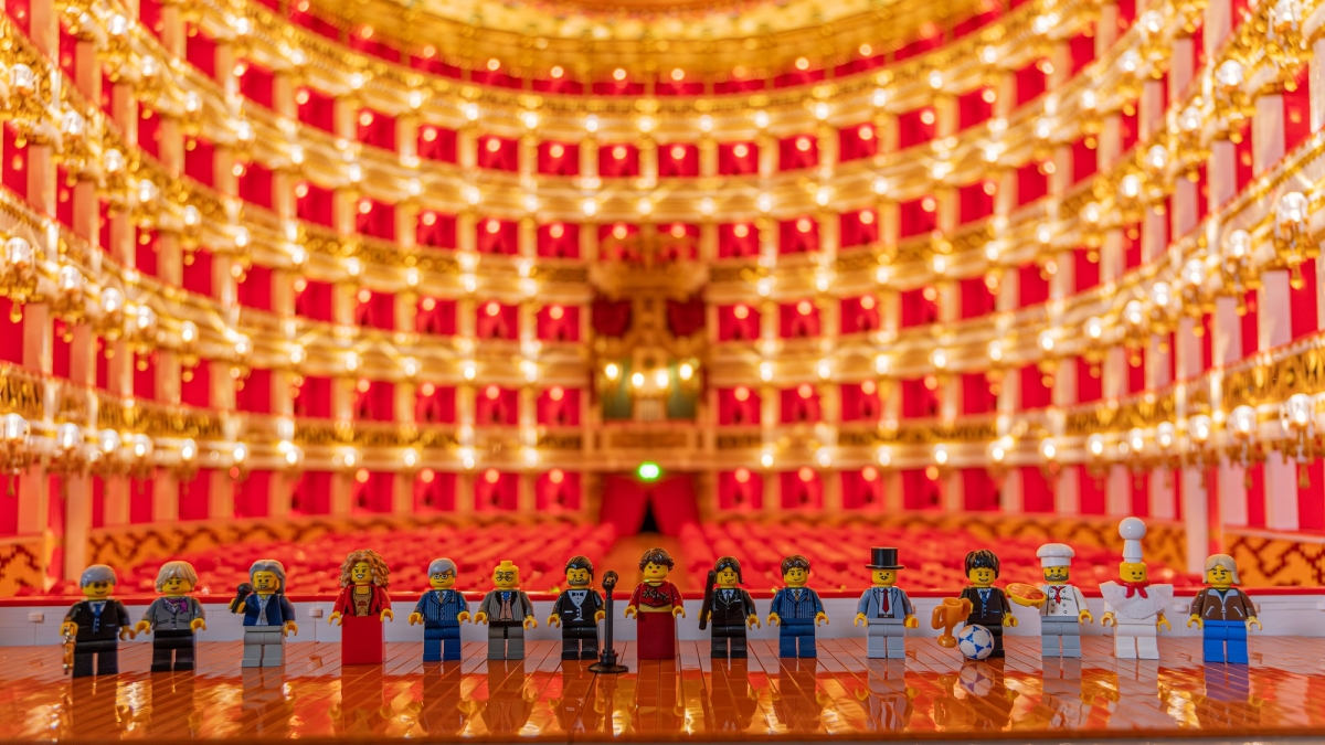 Lego a prova di crisi: utile record e un miliardo di dividendi alla famiglia Kirk Kristiansen. In arrivo il mattoncino «intelligente»