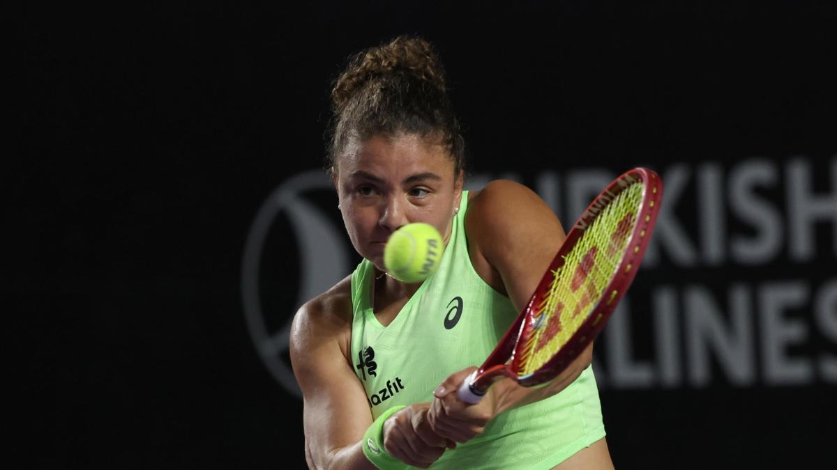 Tennis, Paolini si ferma in semifinale a Merida, Darderi è in finale a Santiago
