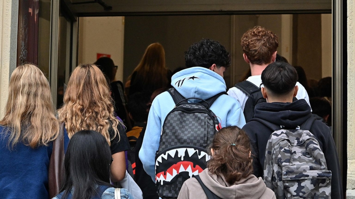 Scuola, iscrizioni 2026: male il classico, cresce il liceo delle Scienze umane. Diecimila iscritti al 4+2. Made in Italy sopra lo 0,1 per cento