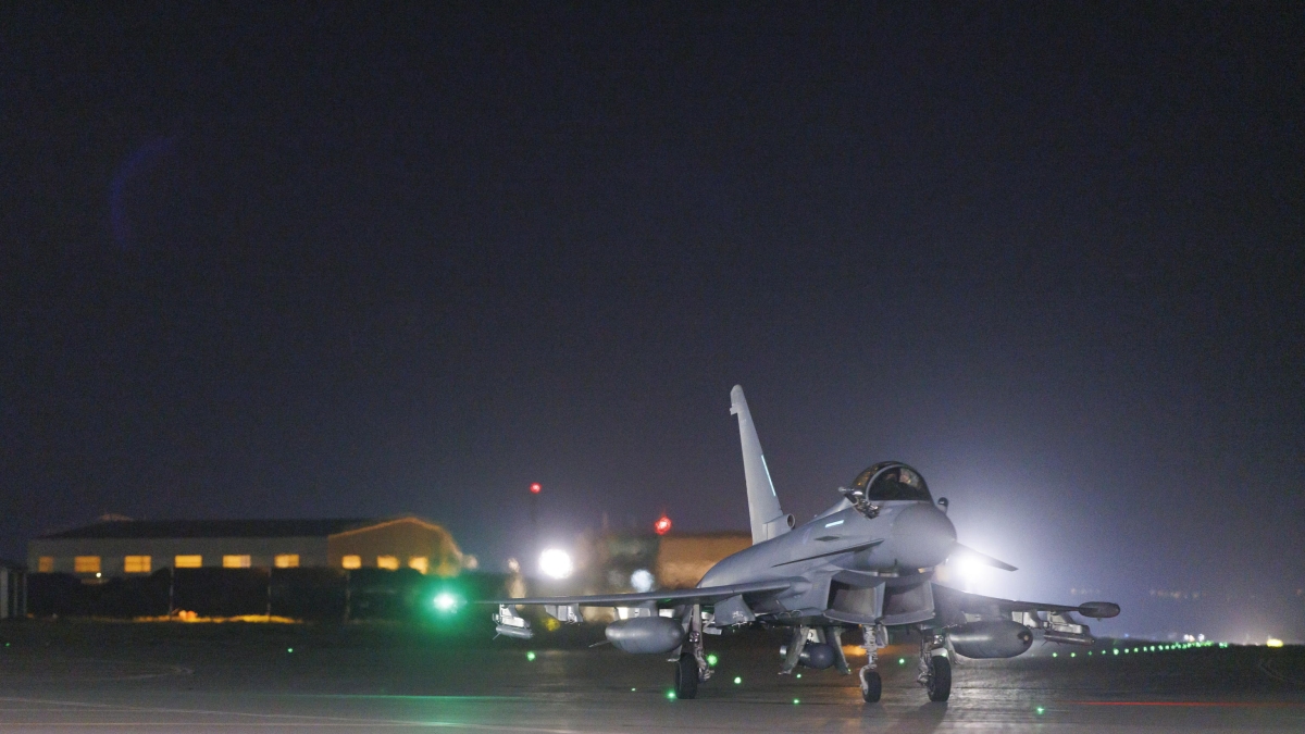 Cipro sotto attacco dell'Iran, droni contro la base britannica di Akrotiri. Von der Leyen: «Colpita l’Europa»