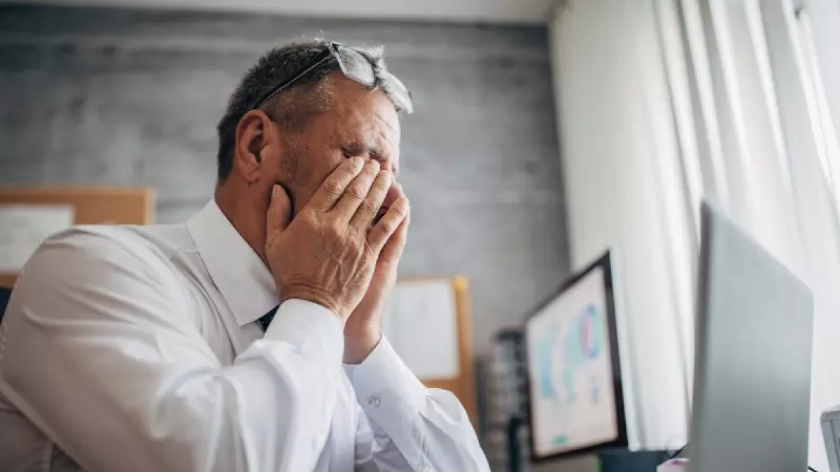 Cos'è il melanoma uveale: come riconoscere i segni di un tumore agli occhi, che di solito compare tra i 55 e i 65 anni