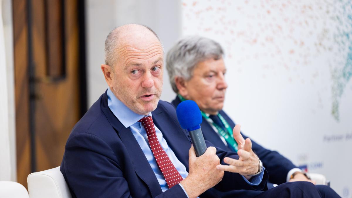 Binaghi: "Grazie ai prezzi alti dei biglietti portiamo il tennis a tutti"