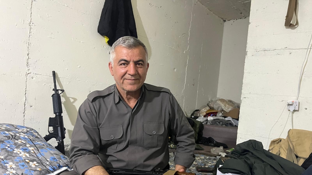 Guerra in Iran, nei bivacchi (in Iraq) dei curdi iraniani: «Passeremo dalle montagne»