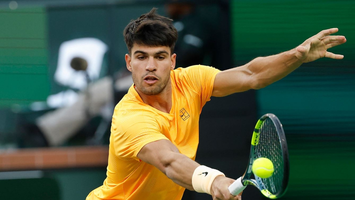 Masters 1000 di Indian Wells: Alcaraz domina Dimitrov, Djokovic soffre ma batte Majchrzak, Darderi cede a Hijikata