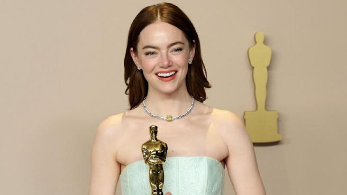 Emma Stone: «Per copione ho messo 7 kg di muscoli. A tavola non conto le calorie. Abbasso il cortisolo con l'Ashwagandha»