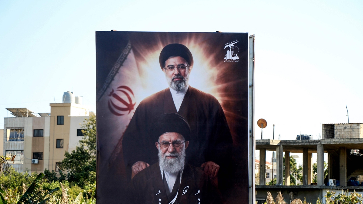 I poteri forti dietro l’elezione di Mojtaba Khamenei: intrighi, brogli e timori. I dubbi sulle condizioni di salute dell'erede non voluto