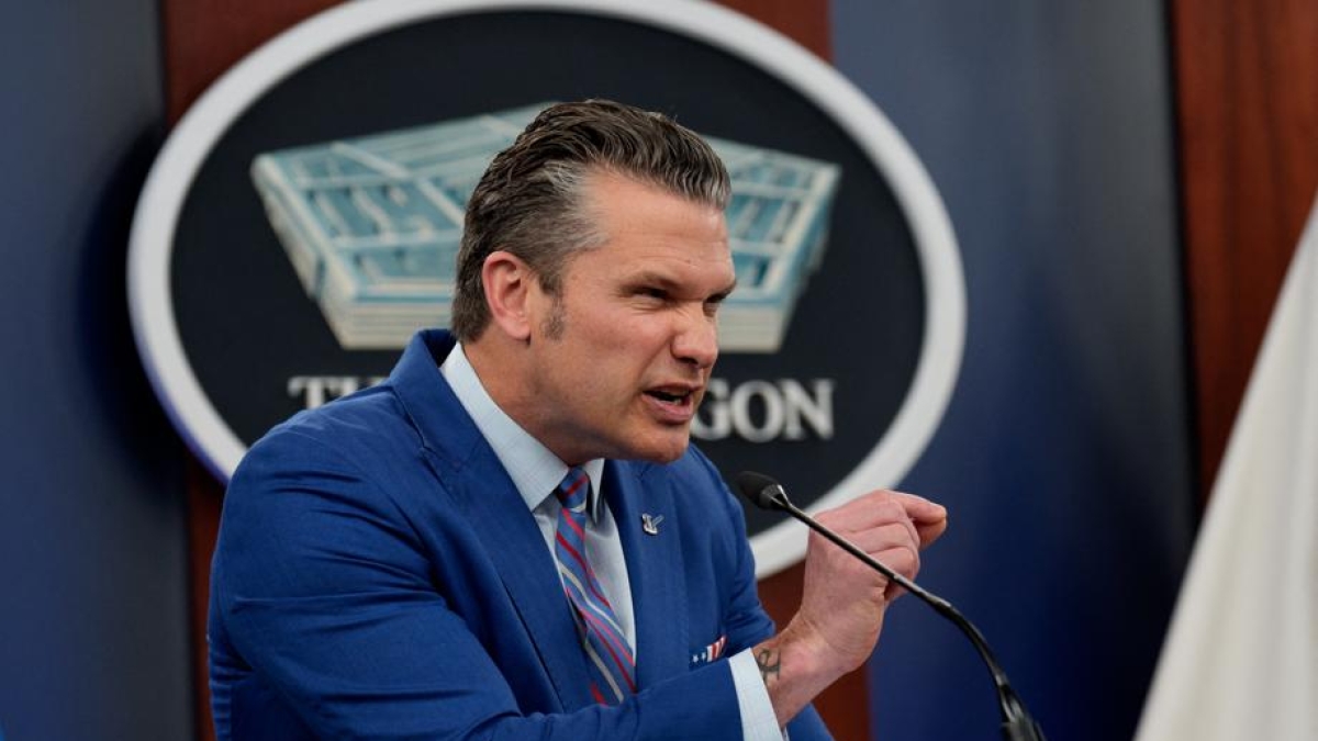 Scandali e gaffe di Pete Hegseth, il redento che vuole «uccidere tutti»: dalla polvere dell'Iraq a bersaglio della satira
