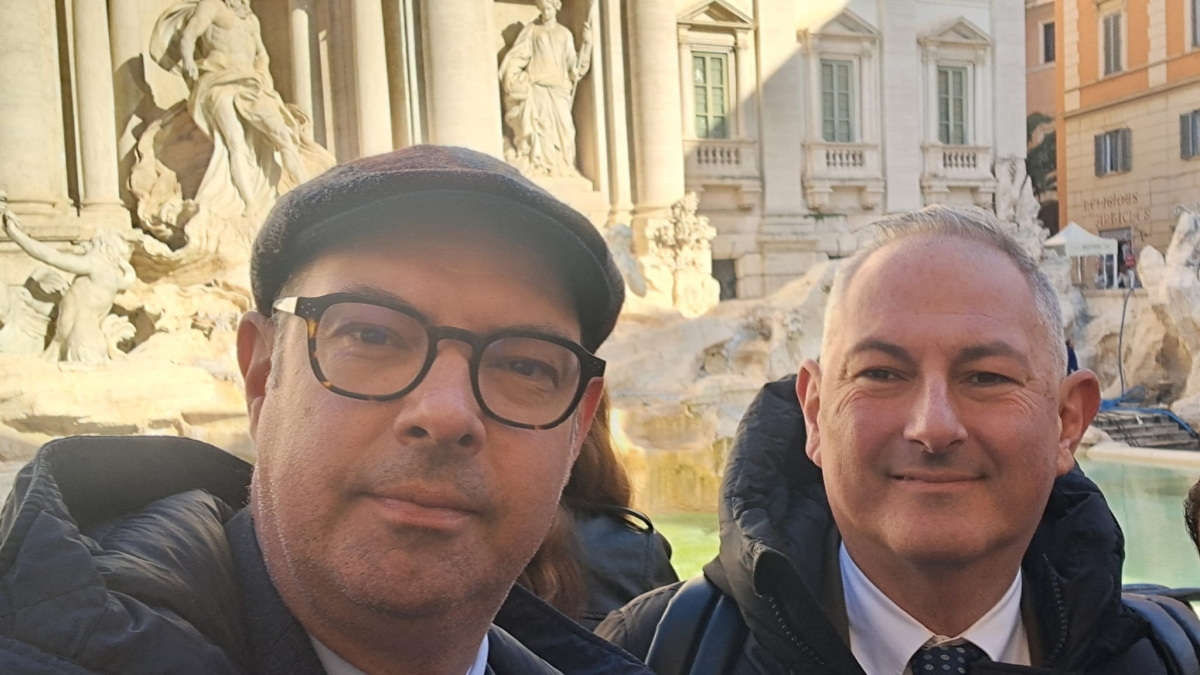 Il matrimonio gay di due sindaci di destra, Alessandro Basso (FdI) e Loris Bazzo (Lega): «Ma siamo per la famiglia tradizionale»