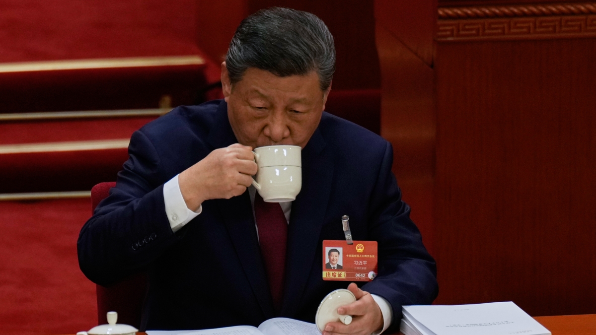 Cina, il gioco di Xi per non perdere gli ayatollah (e il loro greggio)