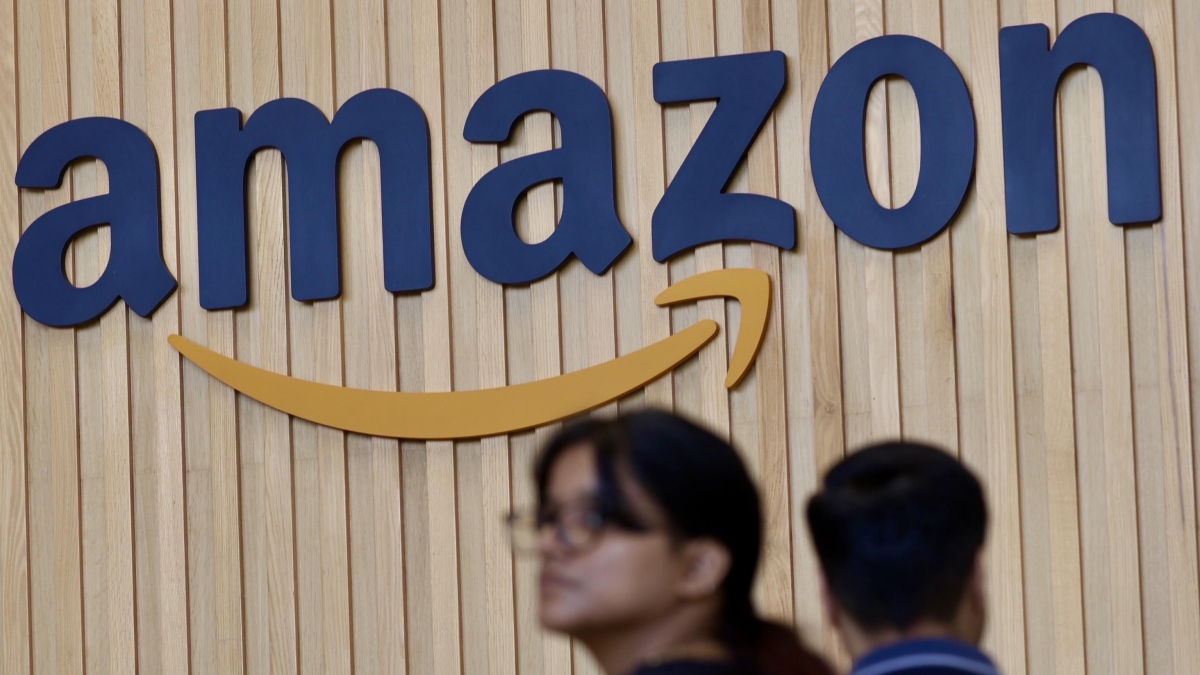 «Come un'esplosione ad ampio raggio»: l'intelligenza artificiale ha già fatto danni ad Amazon (e perché l'azienda di Bezos non fa marcia indietro)