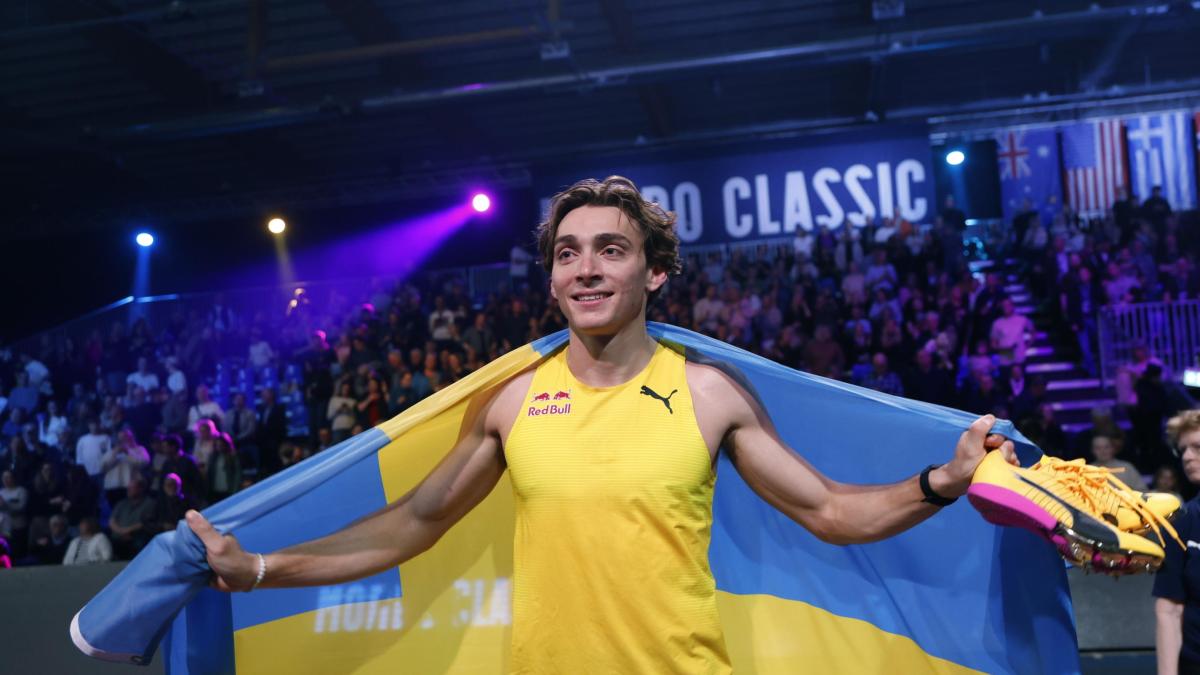 Duplantis a Uppsala, in Svezia, salta 6,31: è il 15esimo record del mondo nell'asta