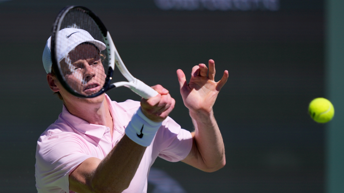 Sinner-Tien a Indian Wells, quarti di finale risultato | 6-1, 6-2 Jannik in semifinale contro Zverev