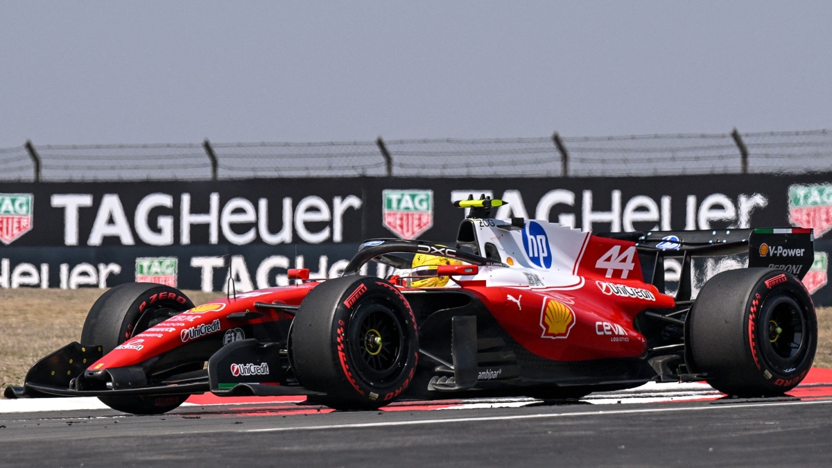 F1 Gp Cina, le qualifiche sprint in diretta. Russell in pole davanti ad Antonelli e Norris, Hamilton 4°, Leclerc 6°