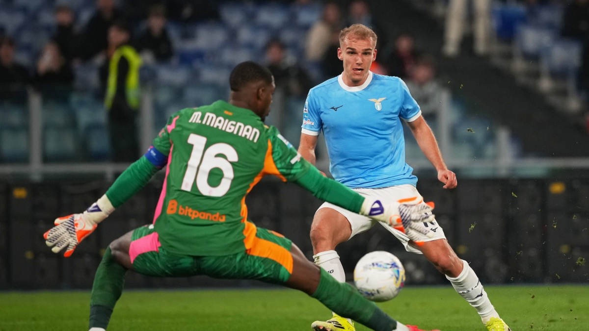 Lazio-Milan risultato: 1-0, Isaksen gol, i rossoneri restano a -8 dall'Inter
