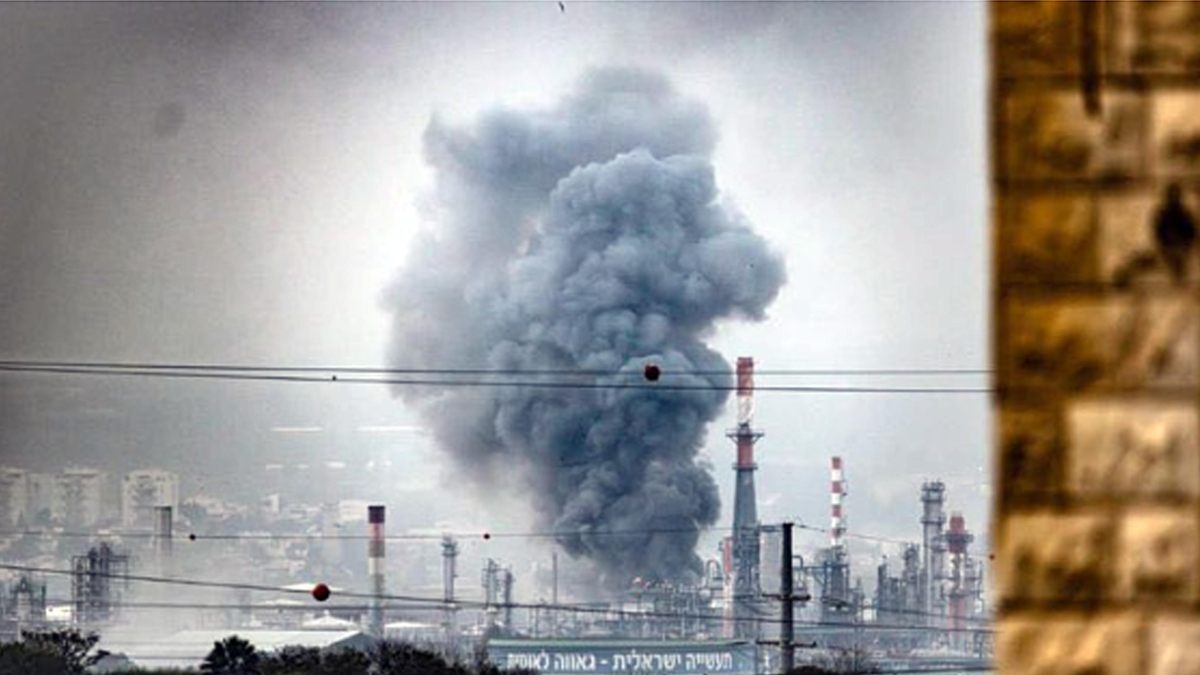 Nuovi colpi iraniani su Arabia Saudita, Kuwait e Qatar. Doha: «A rischio le forniture energetiche all’Italia»