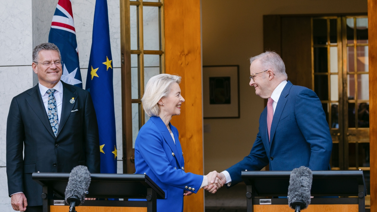 Dazi, l’accordo tra Ue e Australia elimina il 99% delle tariffe sulle esportazioni di merci europee. Von der Leyen: «Vicini nella visione del mondo»