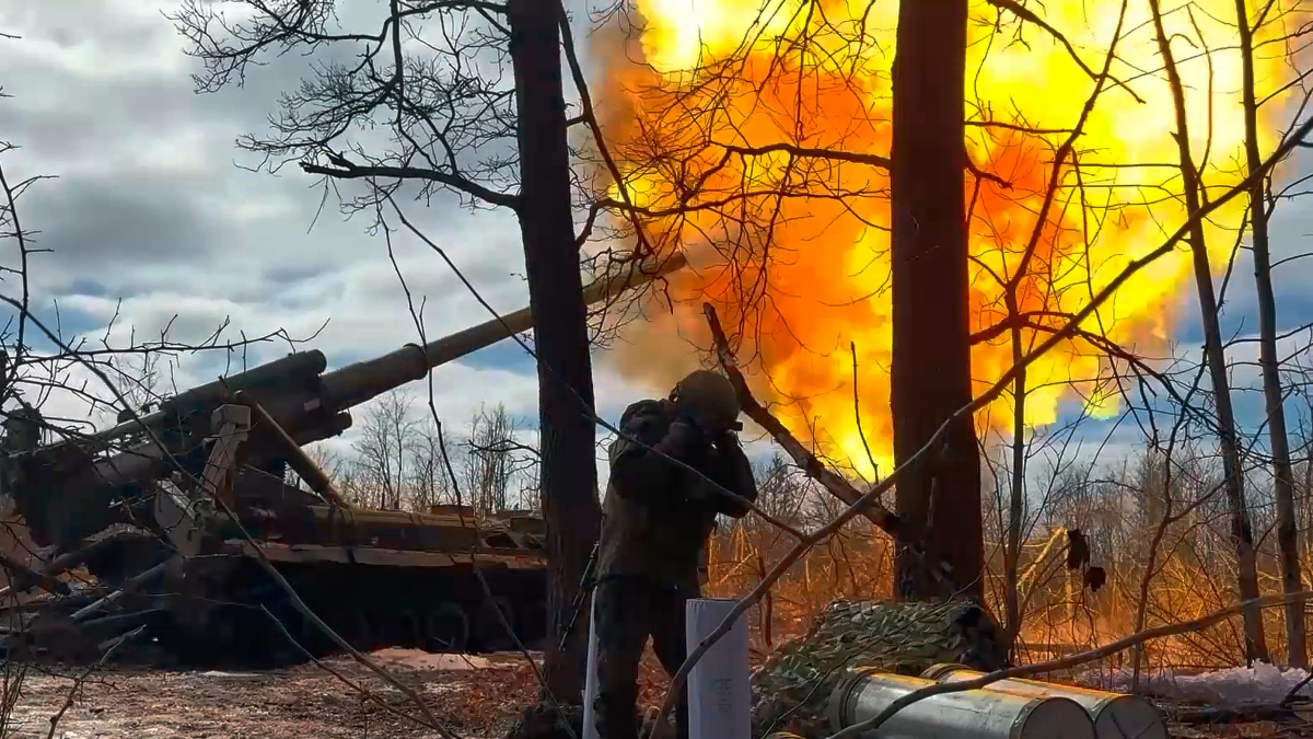 Guerra Ucraina-Russia, le notizie in diretta | Drone colpisce una centrale elettrica in Estonia. Trump: «Vorrei la pace prima delle elezioni di Midterm»