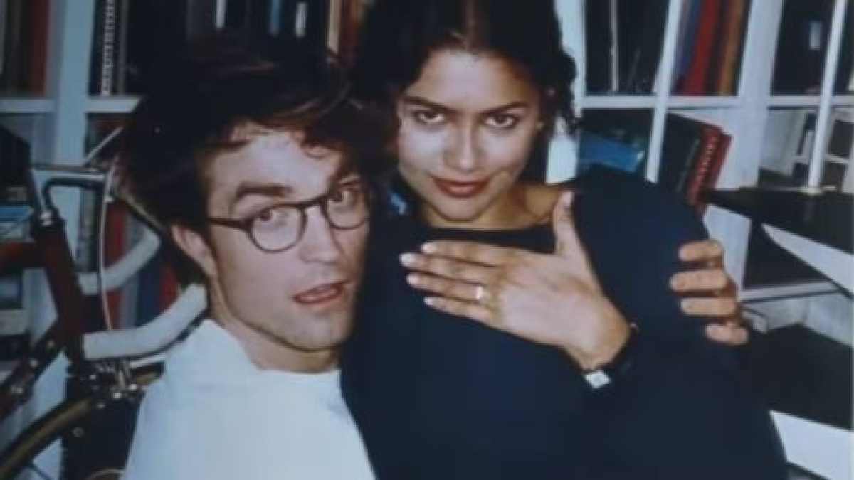 Zendaya e Robert Pattinson e il film con le allusioni alla strage di Columbine. Polemica negli Usa, il padre di una vittima: «Disgustato»