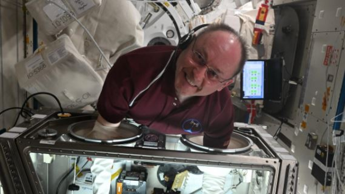 «Non riuscivo più a parlare»: il mistero dell'astronauta rientrato in anticipo dalla Stazione spaziale internazionale