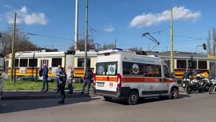 Tragedia in piazza Ovidio: 75enne travolto e ucciso da un tir